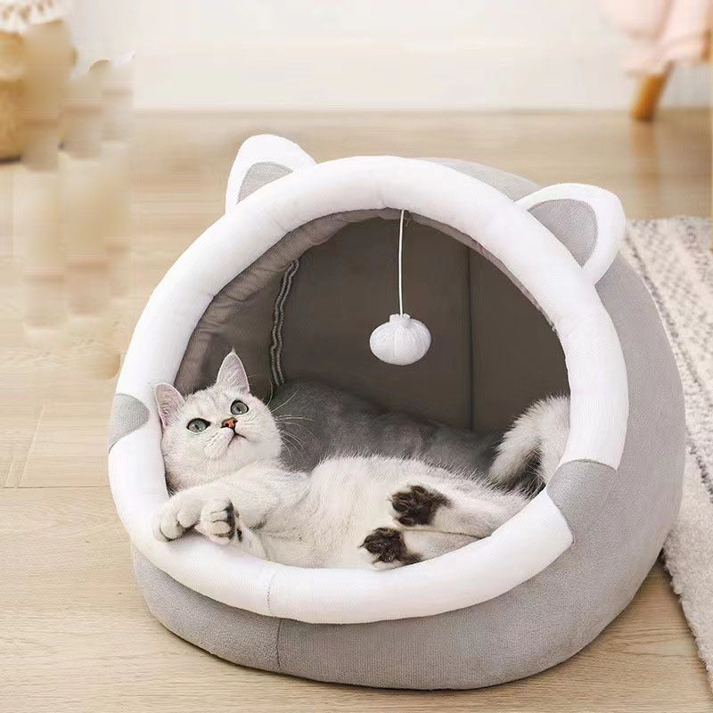 Closed Winter Cat Kennel/Bed